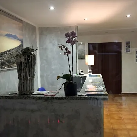 Bed & Breakfast Il Giardino Di Adriana 3*